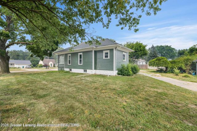 3719 W Willow Street, Lansing, MI 48917