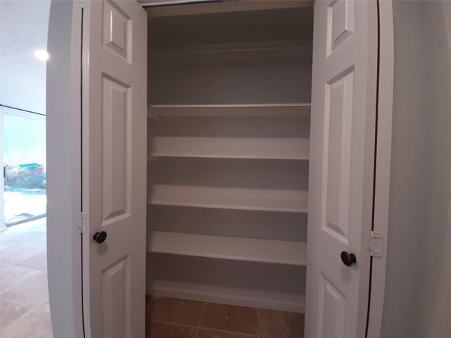 8 Fawnchase Court, The Woodlands, TX 77381