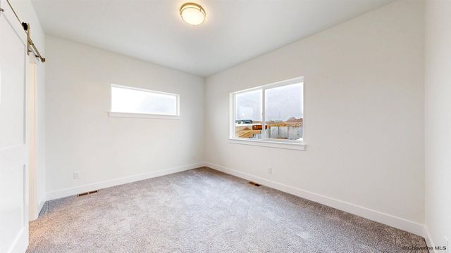 7932 WILDERNESS TRL, Cheyenne, WY 82001