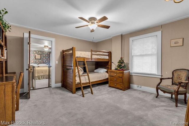 11 Poplar Park Boulevard, Pleasant Ridge, MI 48069