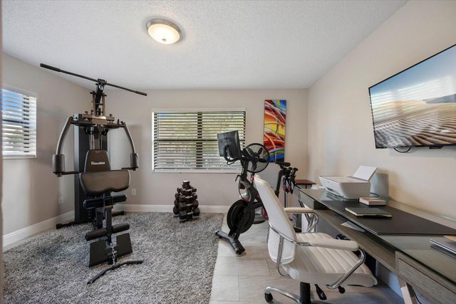 145 Lake Nancy Lane 232, West Palm Beach, FL 33411