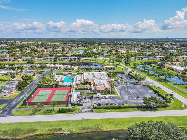 145 Lake Nancy Lane 232, West Palm Beach, FL 33411