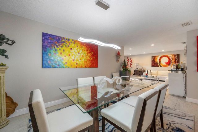 145 Lake Nancy Lane 232, West Palm Beach, FL 33411