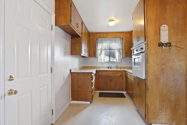 3313 E Marsh St, Stockton, CA 95205