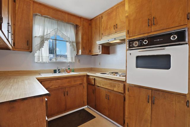 3313 E Marsh St, Stockton, CA 95205