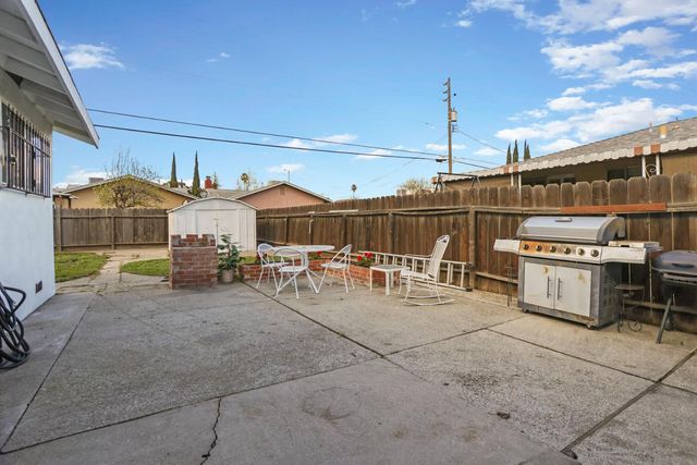 3313 E Marsh St, Stockton, CA 95205