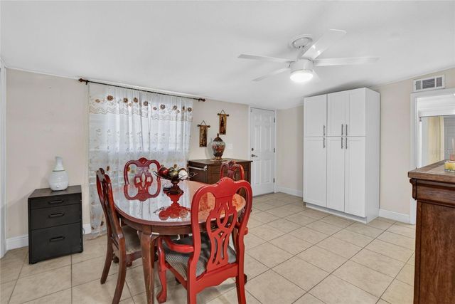 1727 WAIKIKI WAY, Tampa, FL 33619
