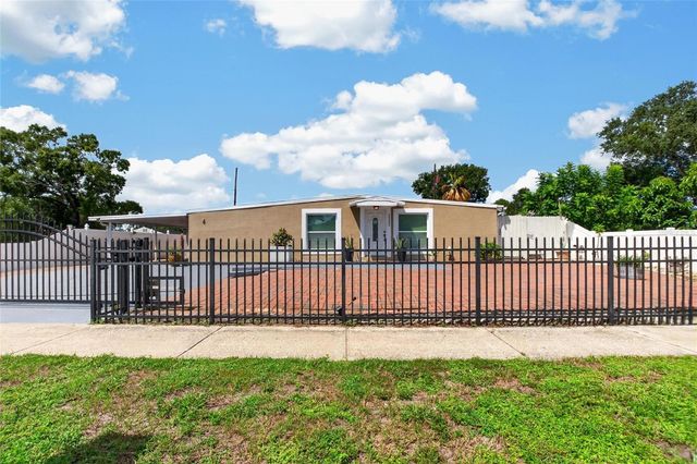 1727 WAIKIKI WAY, Tampa, FL 33619