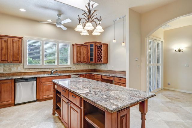 508 Laguna Seca Lane NW, Albuquerque, NM 87104
