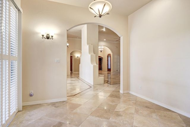 508 Laguna Seca Lane NW, Albuquerque, NM 87104