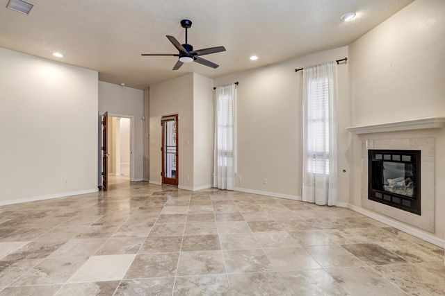 508 Laguna Seca Lane NW, Albuquerque, NM 87104