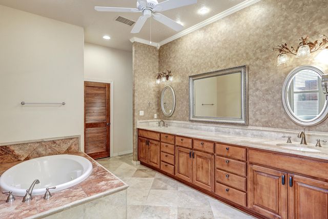 508 Laguna Seca Lane NW, Albuquerque, NM 87104