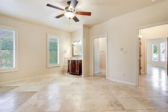 508 Laguna Seca Lane NW, Albuquerque, NM 87104