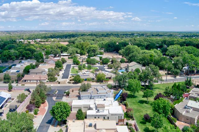 508 Laguna Seca Lane NW, Albuquerque, NM 87104