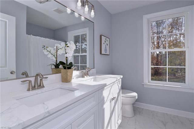 615 Ship Point RD, Yorktown, VA 23692