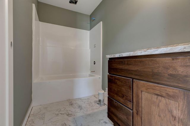 156 Elk Drive, Stamping Ground, KY 40379