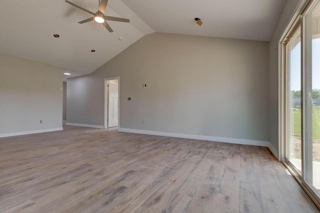 156 Elk Drive, Stamping Ground, KY 40379