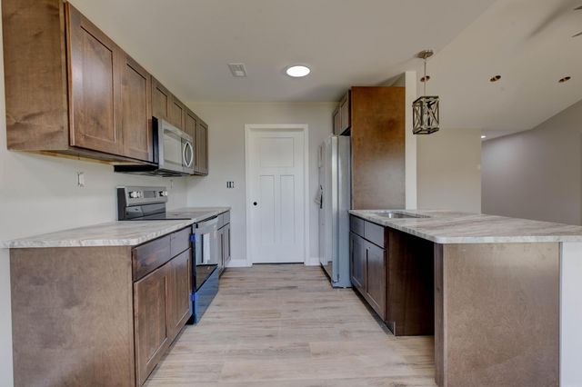 156 Elk Drive, Stamping Ground, KY 40379