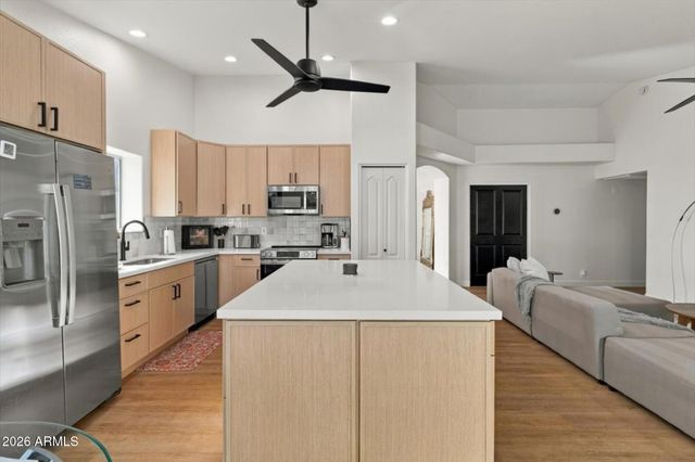 1436 E CHARLESTON Avenue, Phoenix, AZ 85022