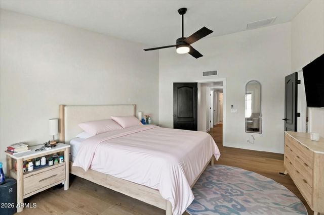 1436 E CHARLESTON Avenue, Phoenix, AZ 85022