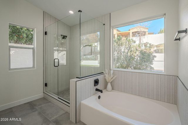1436 E CHARLESTON Avenue, Phoenix, AZ 85022