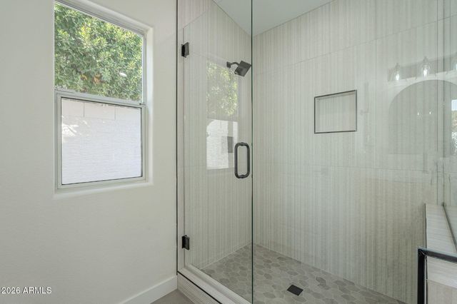 1436 E CHARLESTON Avenue, Phoenix, AZ 85022