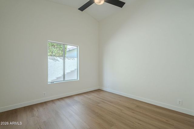 1436 E CHARLESTON Avenue, Phoenix, AZ 85022