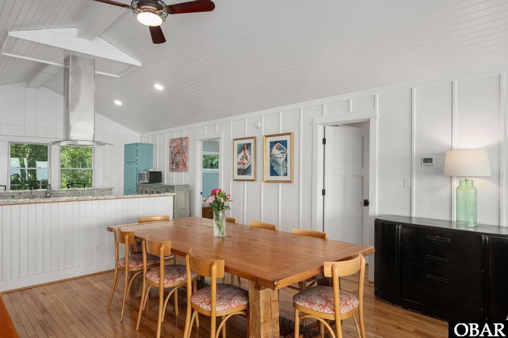 Image 11 of property listing at 111 Clipper Court, Kill Devil Hills, NC 27948
