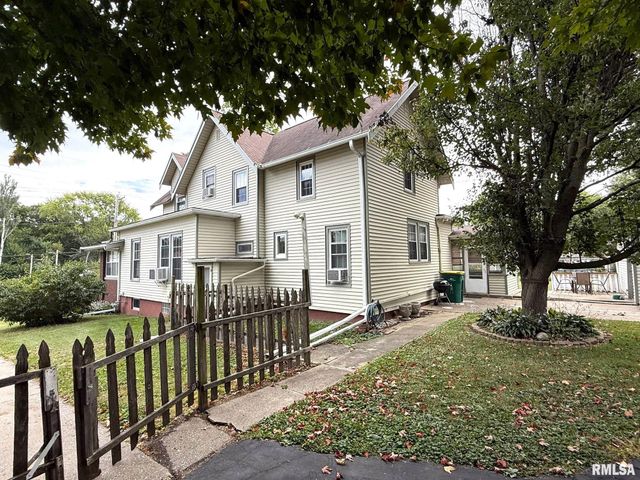 554 N WEST Street, Galesburg, IL 61401