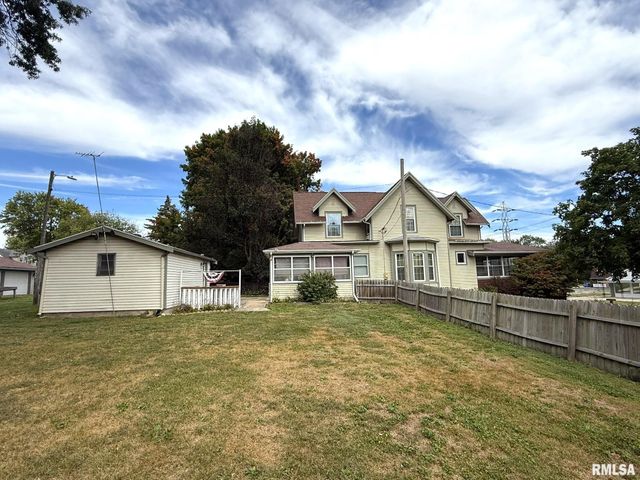 554 N WEST Street, Galesburg, IL 61401