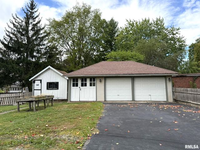 554 N WEST Street, Galesburg, IL 61401