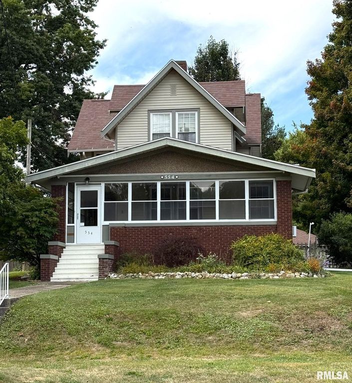554 N WEST Street, Galesburg, IL 61401