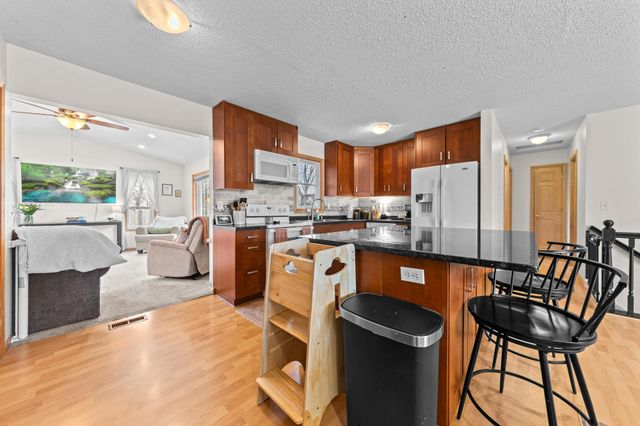 543 Jefferson Lane NW, Elk River, MN 55330
