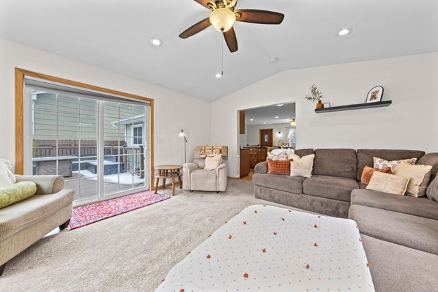 543 Jefferson Lane NW, Elk River, MN 55330