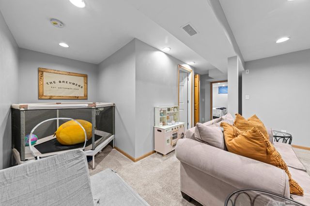 543 Jefferson Lane NW, Elk River, MN 55330