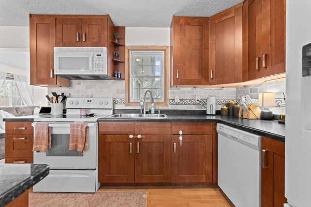 543 Jefferson Lane NW, Elk River, MN 55330