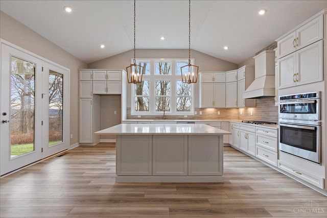 7511 Donegal Drive, Miami Twp, OH 45233