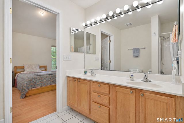 1703 Eaton Court 1703, Danbury, CT 06811
