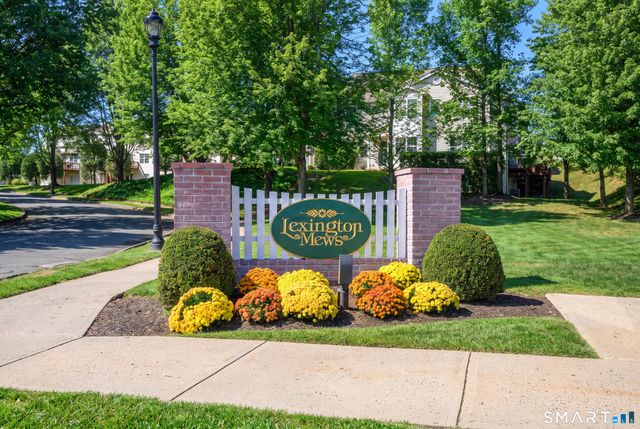 1703 Eaton Court 1703, Danbury, CT 06811