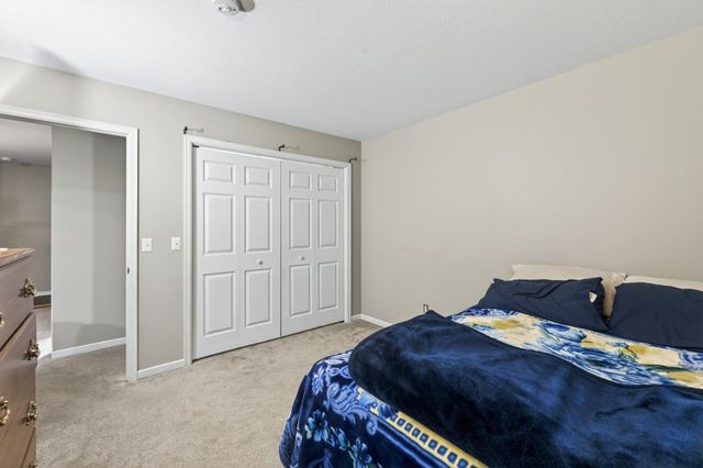 4302 Mccoll Drive, Savage, MN 55378