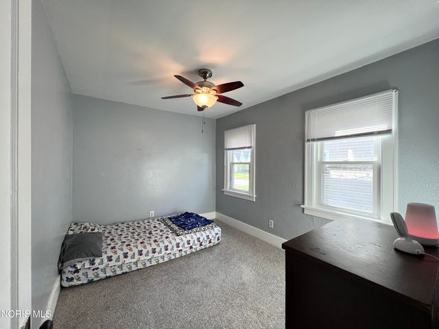 3615 Wallwerth Drive, Toledo, OH 43612