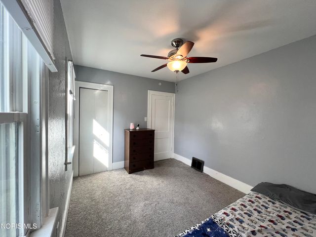 3615 Wallwerth Drive, Toledo, OH 43612