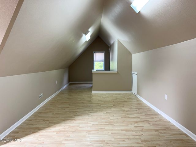 3615 Wallwerth Drive, Toledo, OH 43612