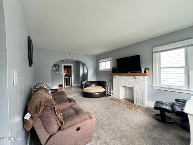 3615 Wallwerth Drive, Toledo, OH 43612