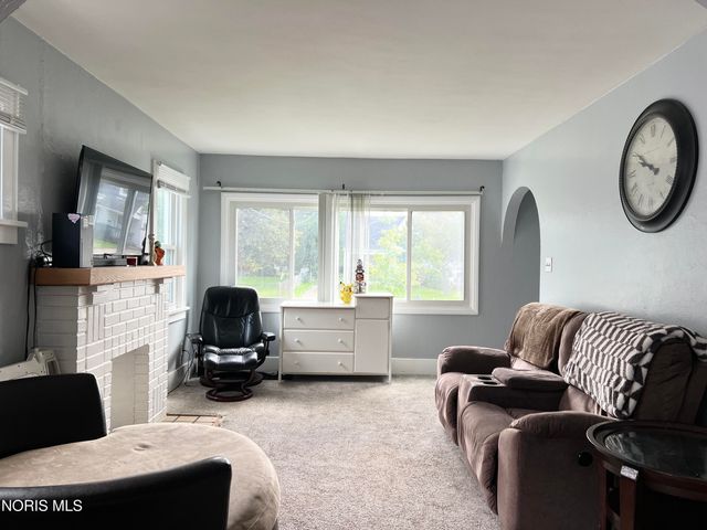 3615 Wallwerth Drive, Toledo, OH 43612