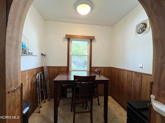 3615 Wallwerth Drive, Toledo, OH 43612