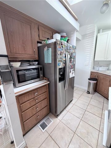 13181 222 Lampson, Garden Grove, CA 92840