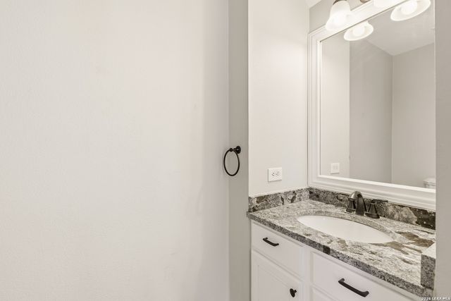 3919 Creek Frst, San Antonio, TX 78230