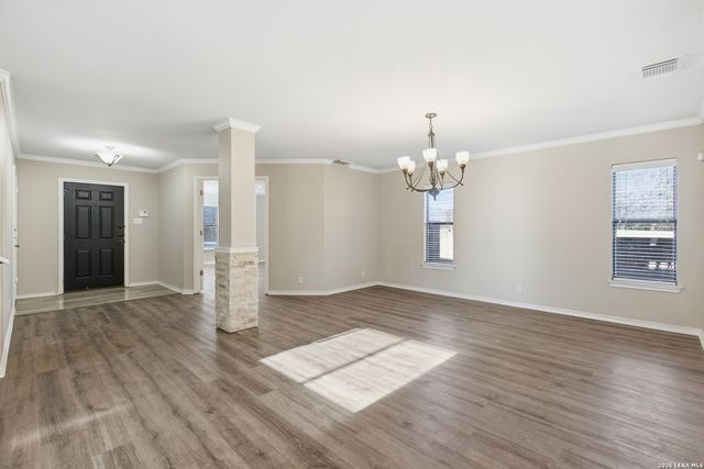 3919 Creek Frst, San Antonio, TX 78230