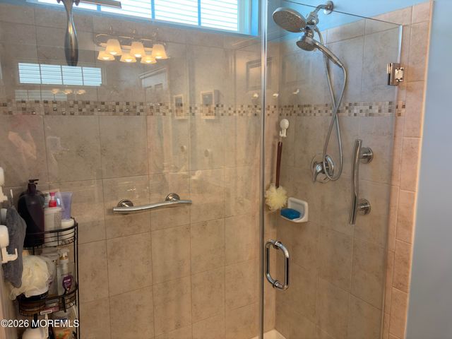 3 Bromley Lane, Manchester, NJ 08759